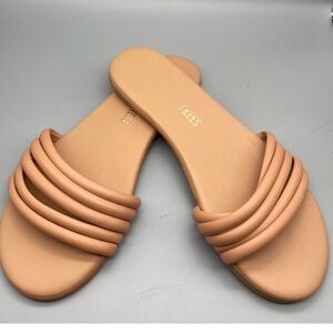 Women's Tkees Beige Leather Serena Sandals Slides size 7